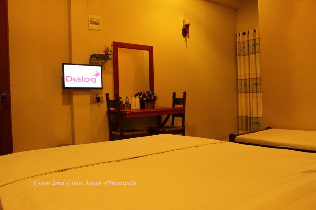 Green Land Guest House Pinnawala  Exteriér fotografie